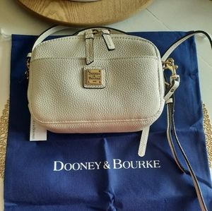 Dooney and Burke Belvedere Ambler